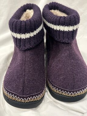 Cozy Purple Wool Boot Slippers with Knit Cuff